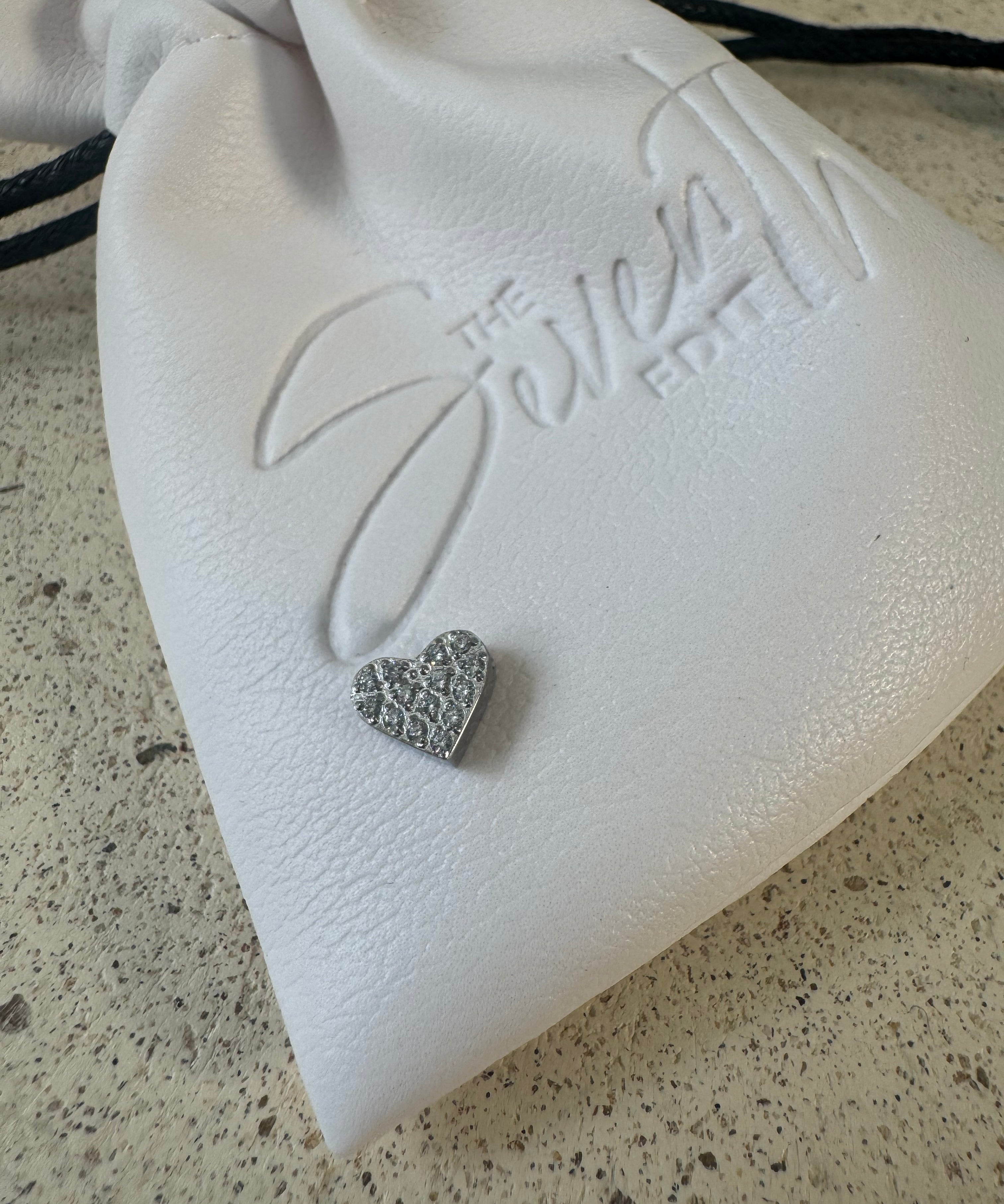 Dainty initial Necklace (silver)