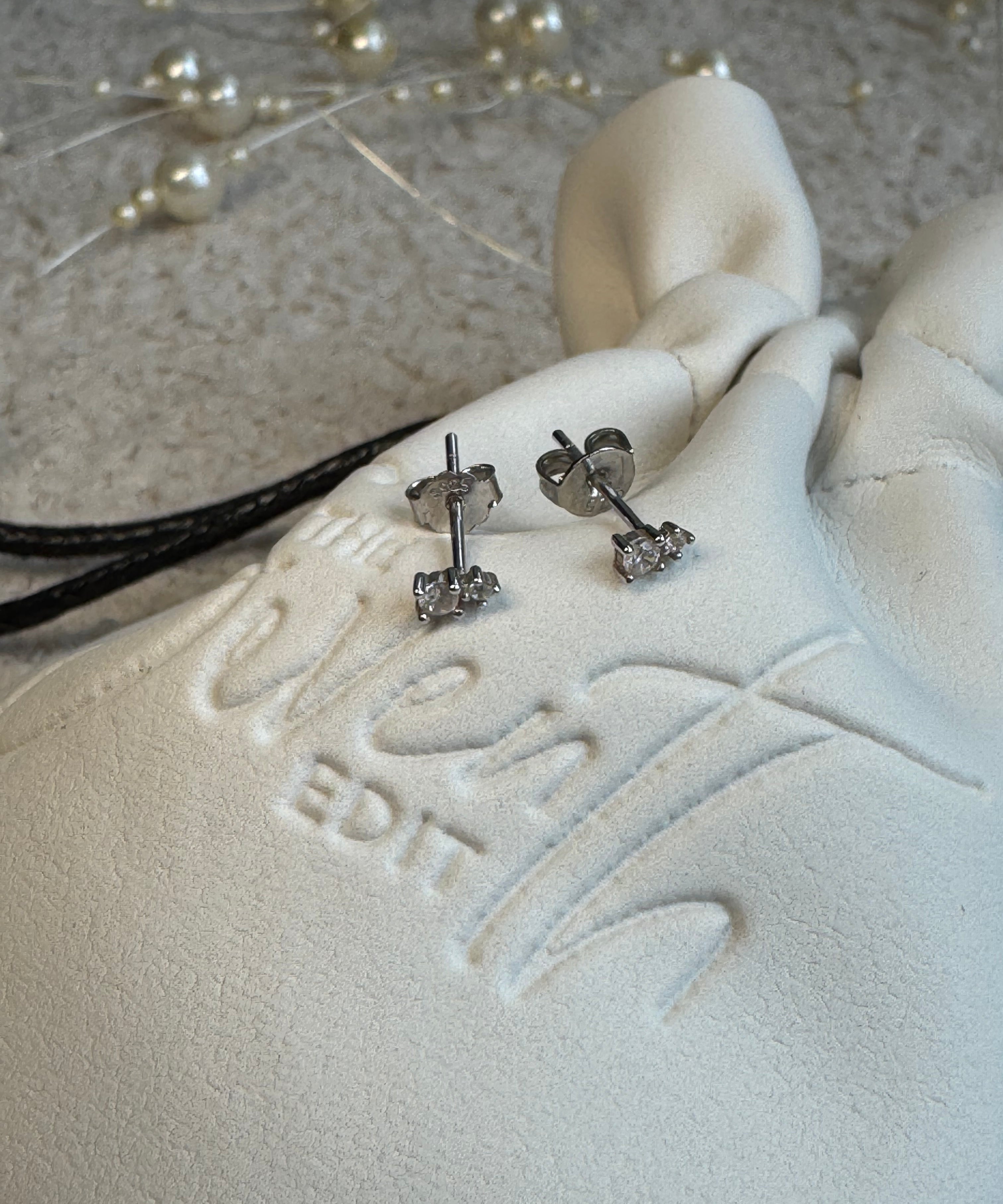 Mini crystal Studs