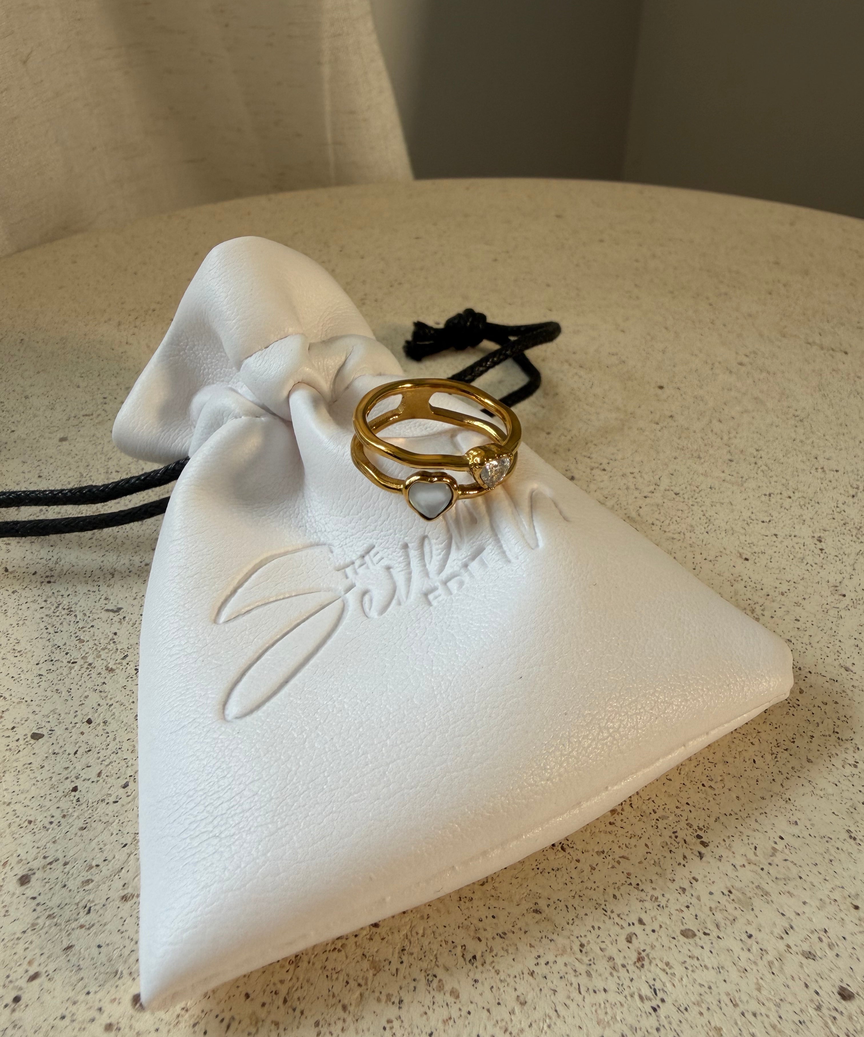 Meet The Isla Ring (Gold)
