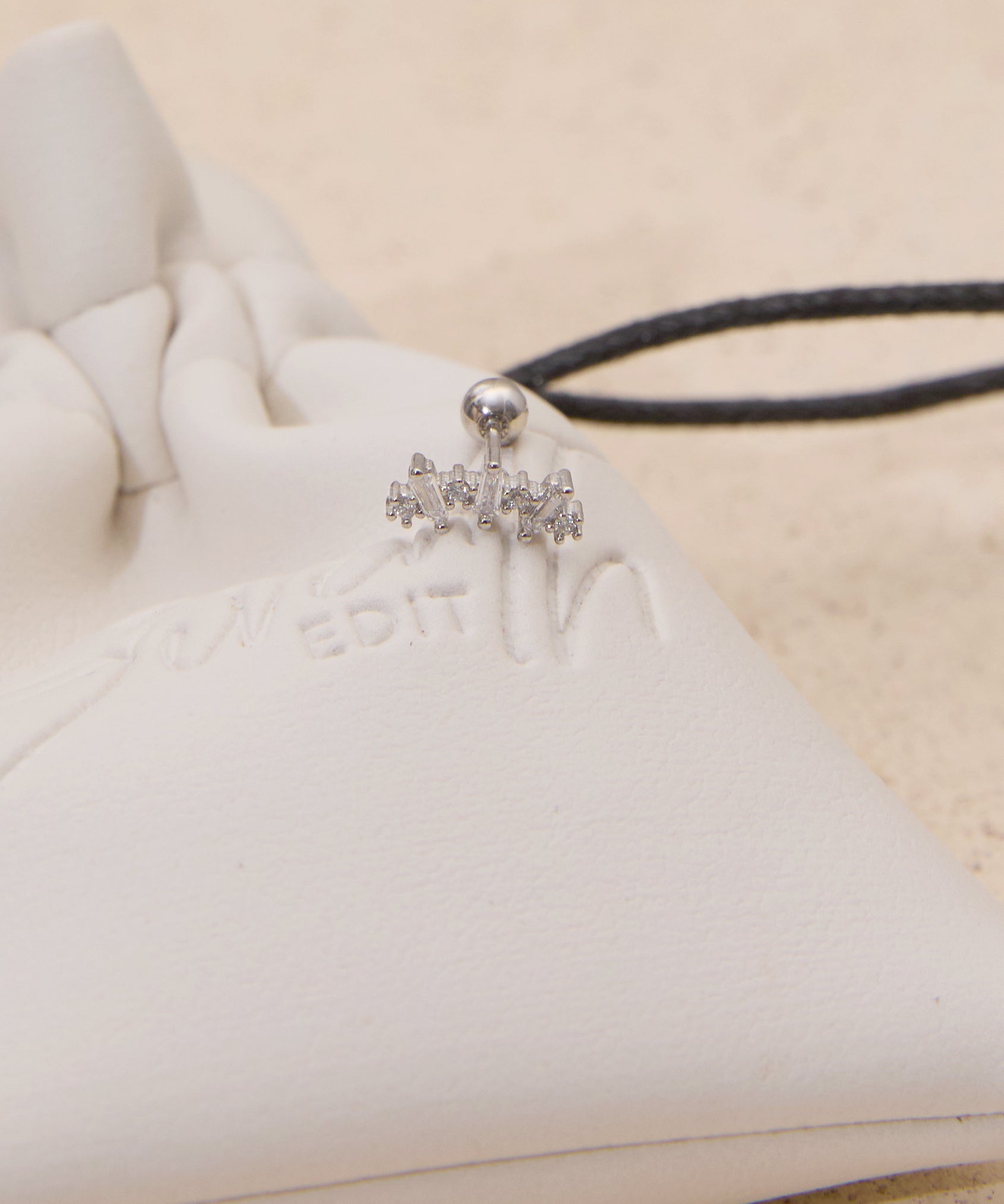 Daisy Cartilage stud